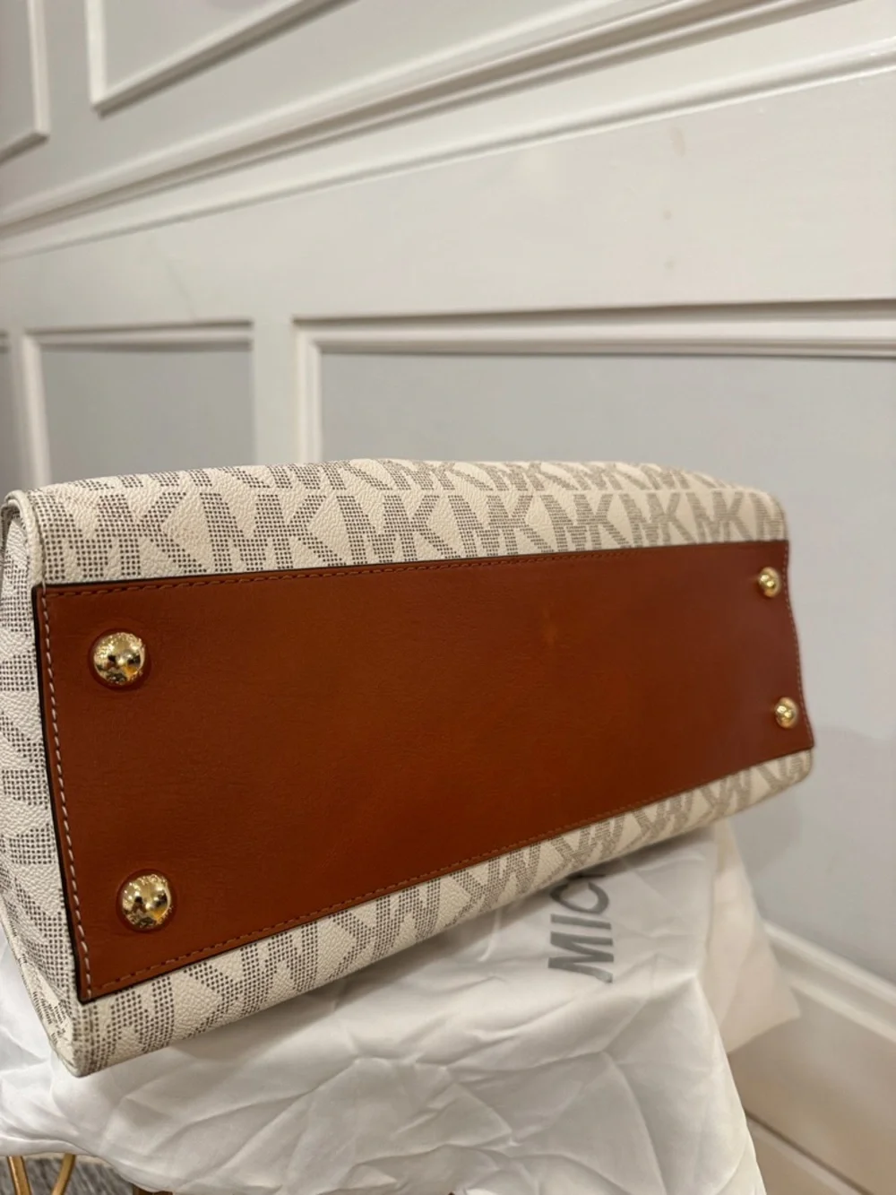 Michael Kors Hamilton Brown and white Large Signature Tote Bag - Picture 9 of 17